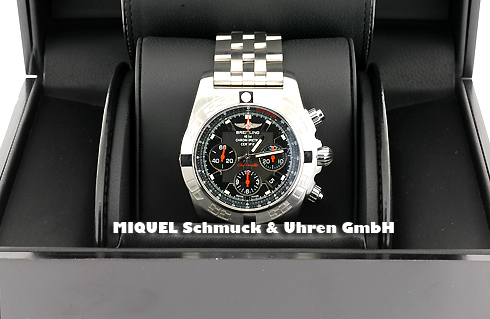 Breitling Chronomat B01 Chronometer Chronograph - Limitierte Edition