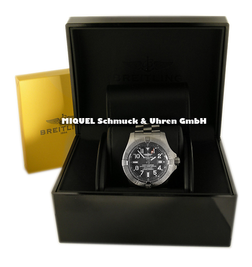 Breitling Avenger Seawolf Chronometer
