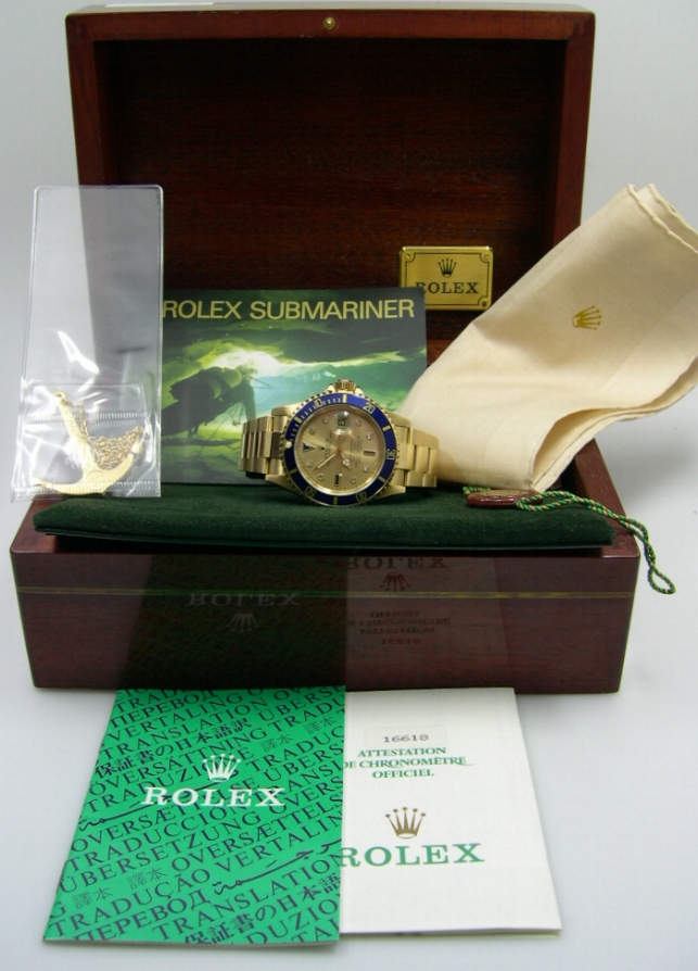 Rolex Submariner Date in 750er Gold