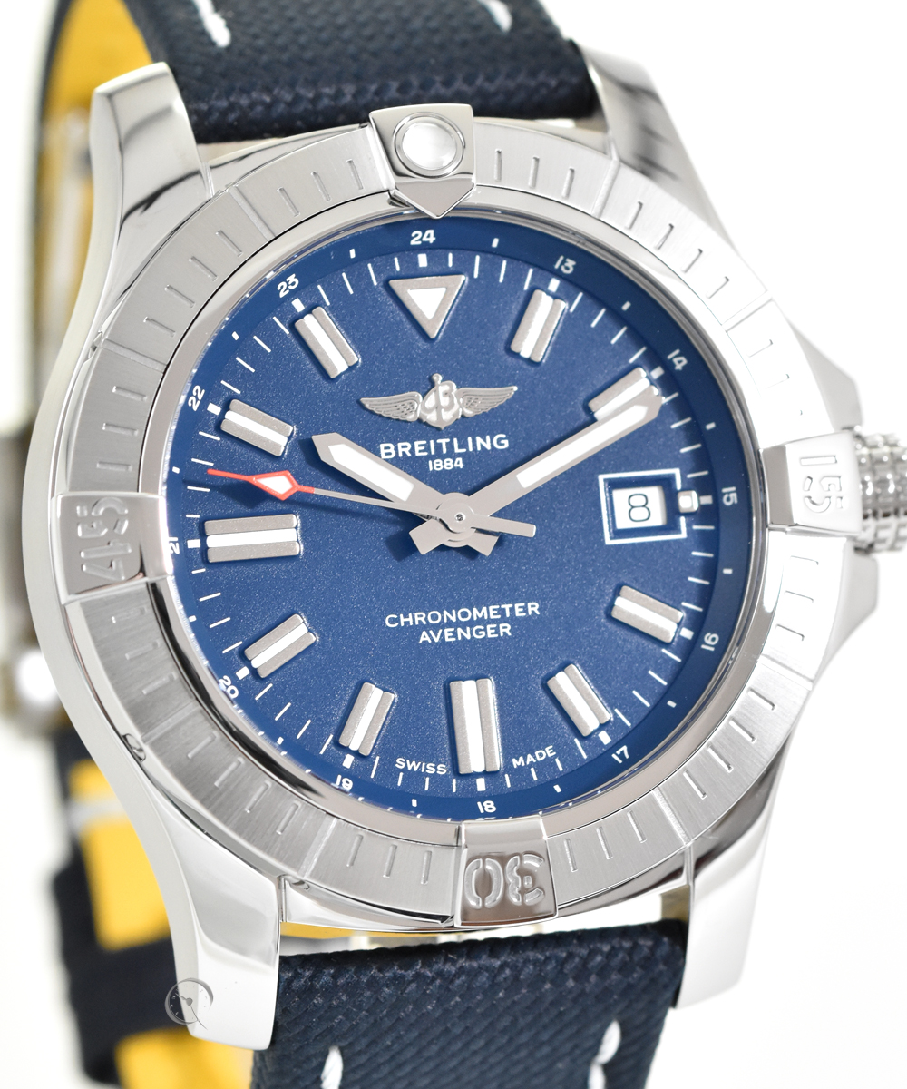 Breitling Avenger Automatic 43 